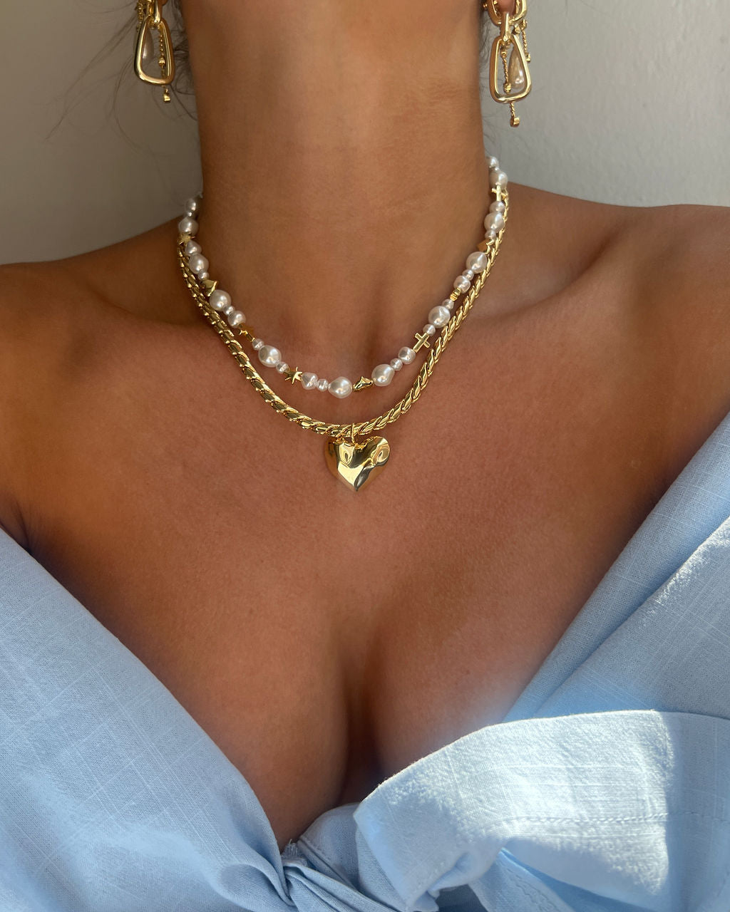Etoile Pearl Stud Necklace — another angle