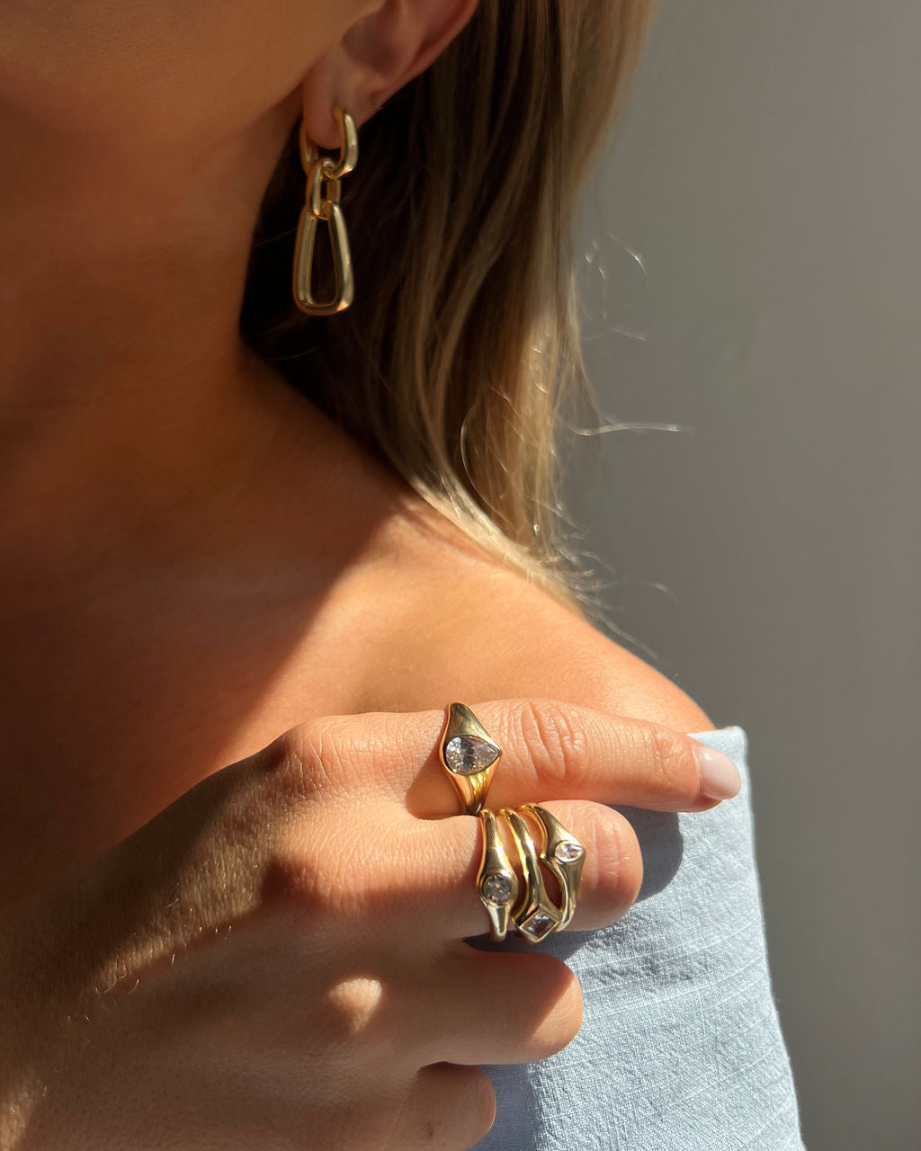 Poire Bezel Ring — another angle