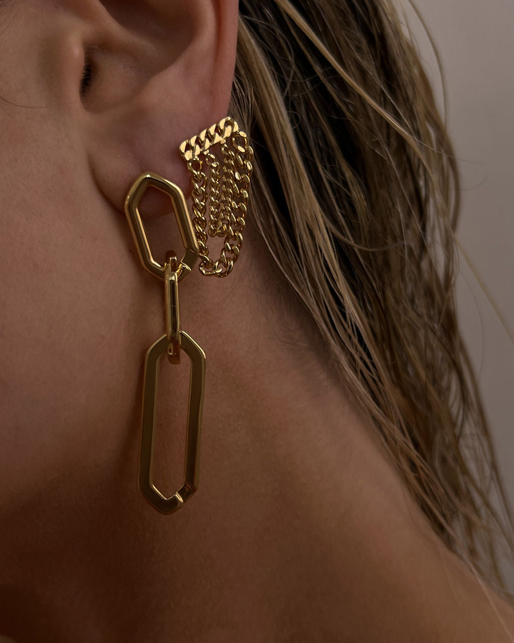 Slash Chain Studs - Gold — another angle