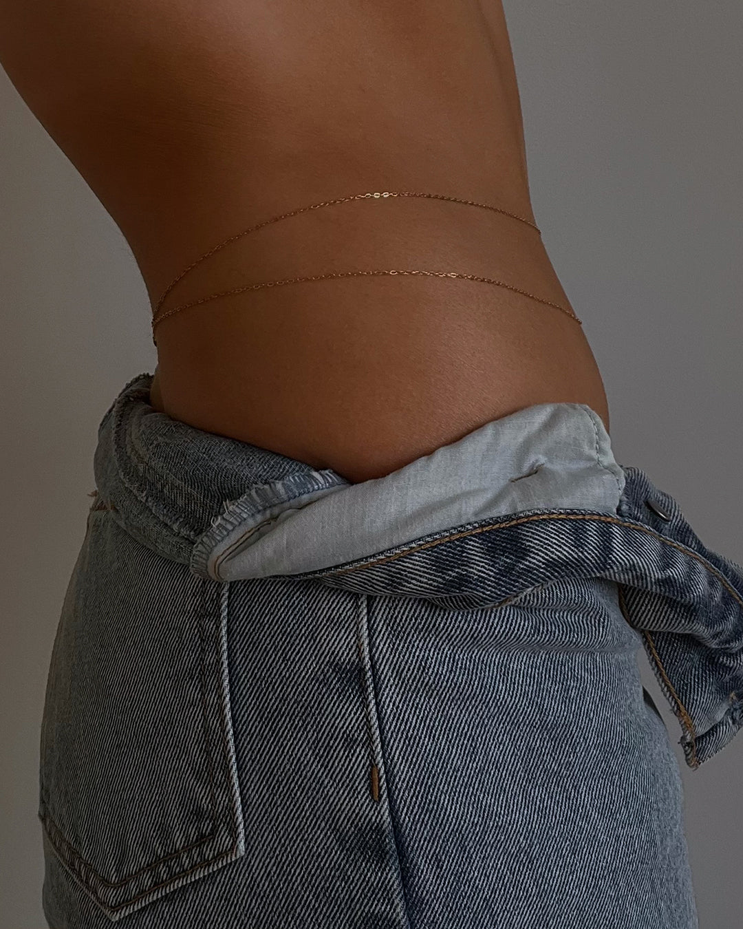 Take Me to the Bungalows Belly Chain - Gold — alternate view