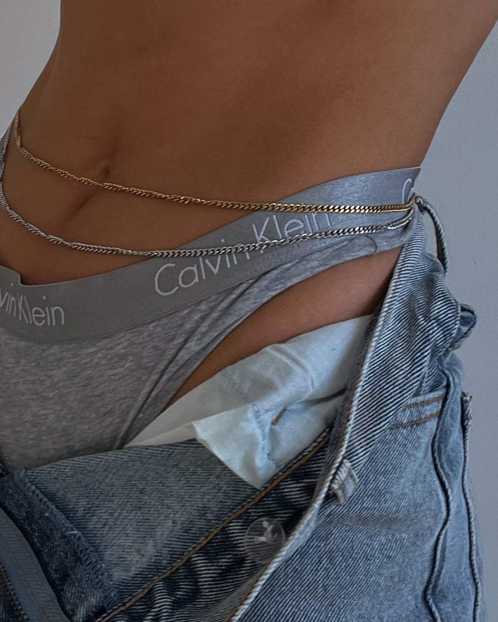 Virgo Energy Belly Chain - Gold — alternate view 2