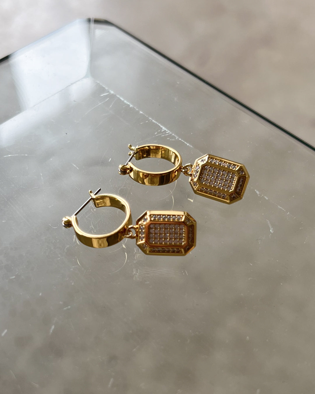 Faceted Diamond Statement Hoops - Gold — detail view