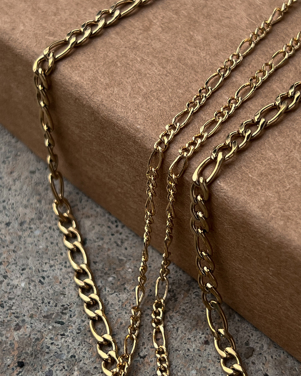 Suganami Belly Chain Set - Gold — another angle