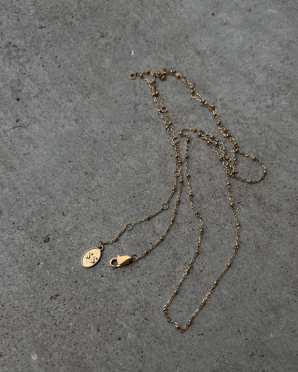 Mondays at Teddy's Belly Chain - Gold — alternate angle