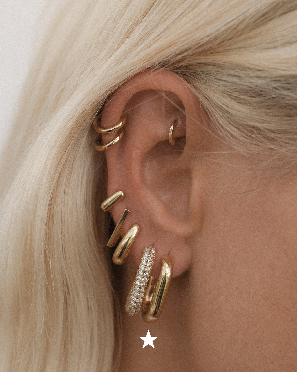 XL Chain Link Hoops - Gold — alternate view 2