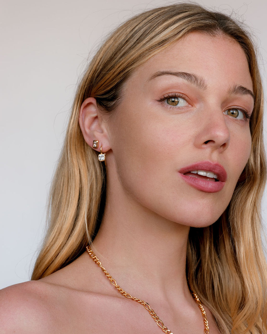 Classique Cushion Hook Earrings in Gold — detail view