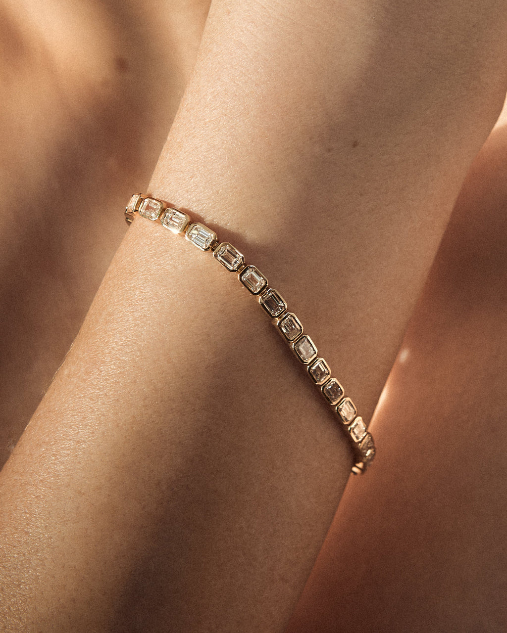 Emerald Bezel Tennis Bracelet