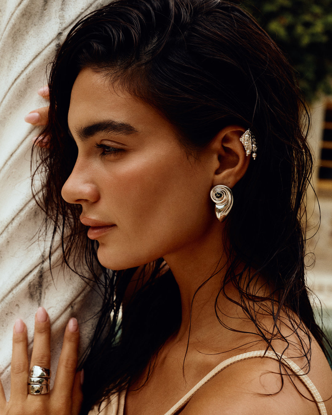 Palma Shell Studs - Gold - Earrings — alternate view