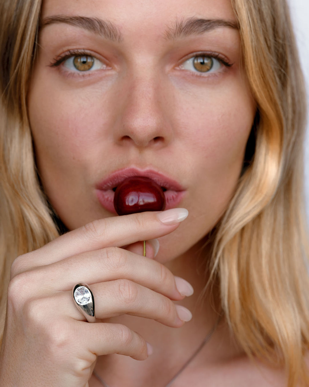 Oval Orbit Bezel Ring — another angle