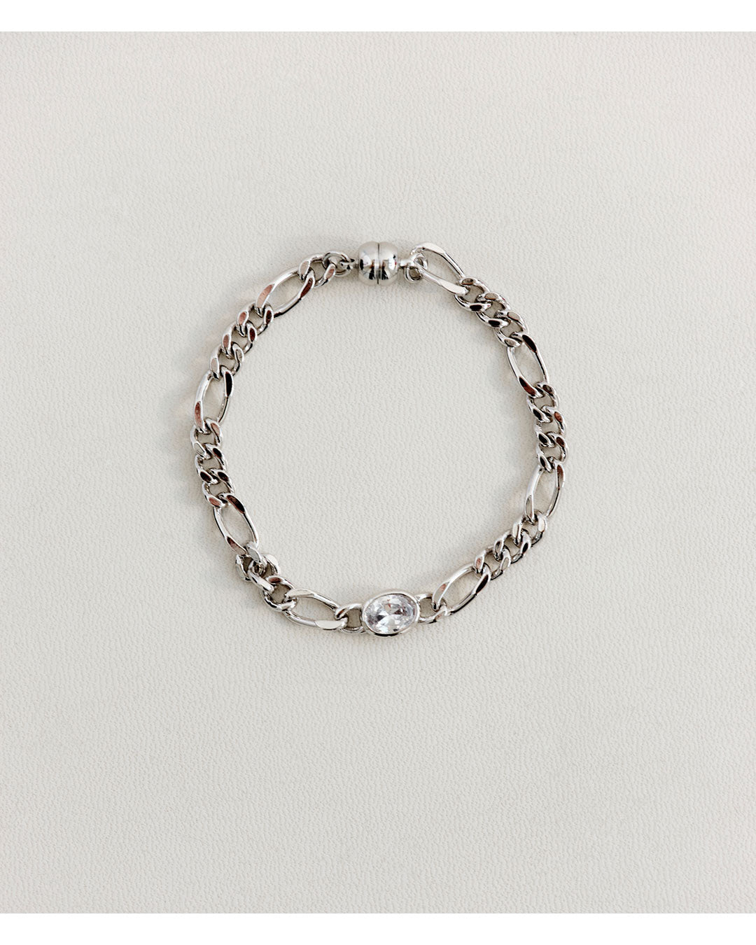 Oval Bezel Chain Bracelet — another angle