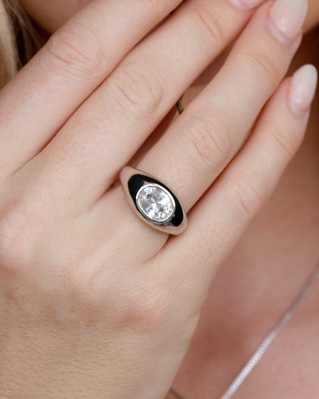 Oval Orbit Bezel Ring — alternate view 2
