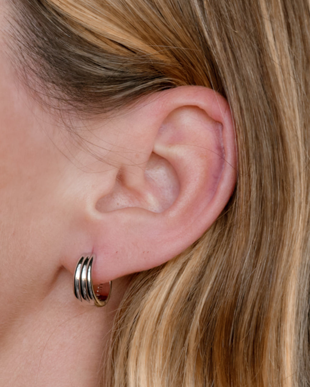 Remy Ridged Huggies Set - Earrings — alternate view 2