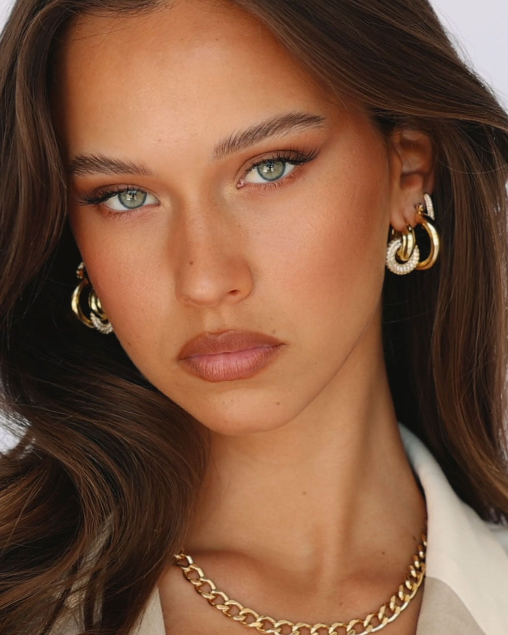 Pavé Interlock Hoops - Gold — alternate view