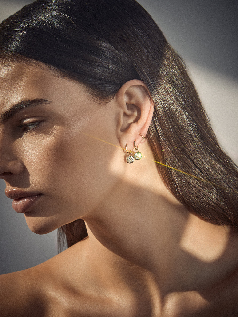 Diamond Georgian Hoop Earrings - White Rhodium in White Gold — detail view