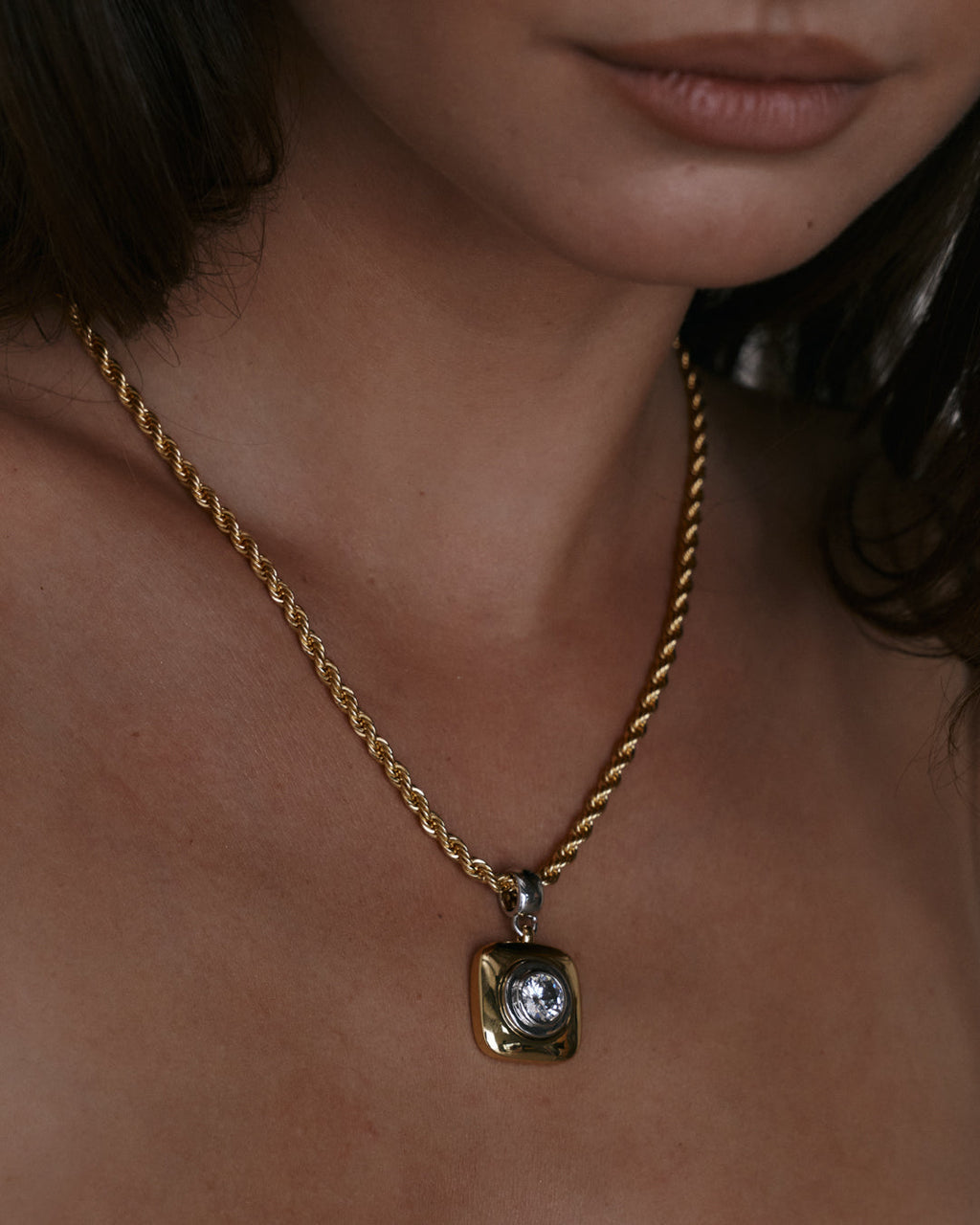 Luna Bezel Pendant Necklace - Gold — detail view