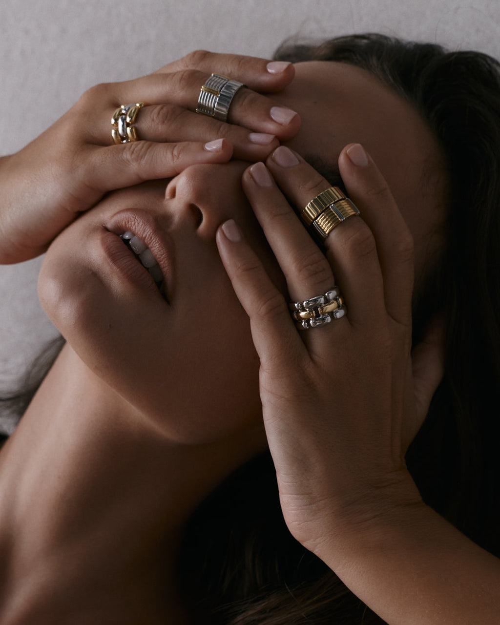 Luna Bezel Ring Set - Silver — alternate angle