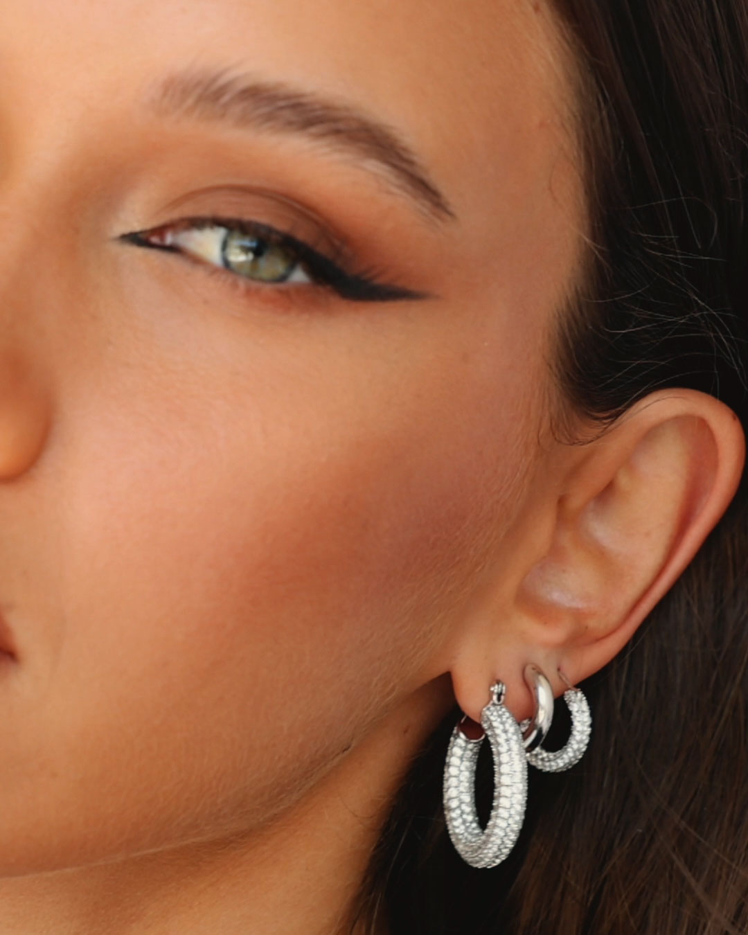 Plain Amalfi Huggies - Silver - Earrings — alternate view