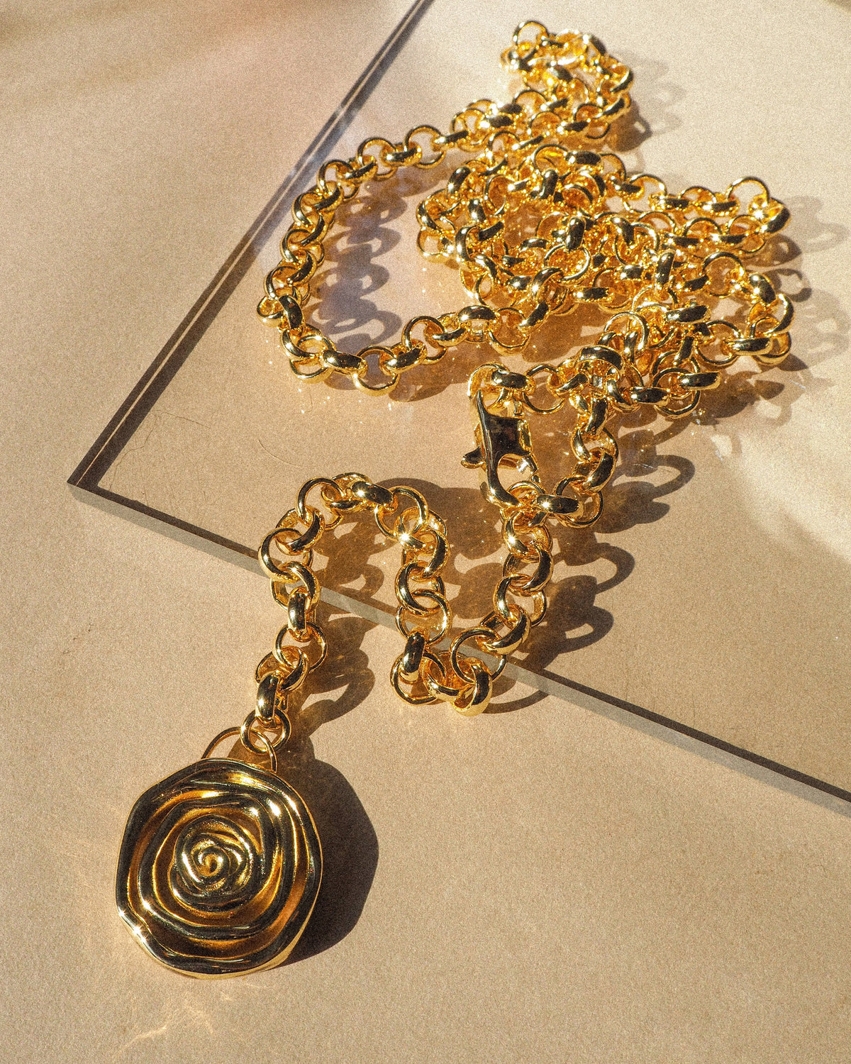 Rosette Coil Chain Belt- Gold — alternate angle