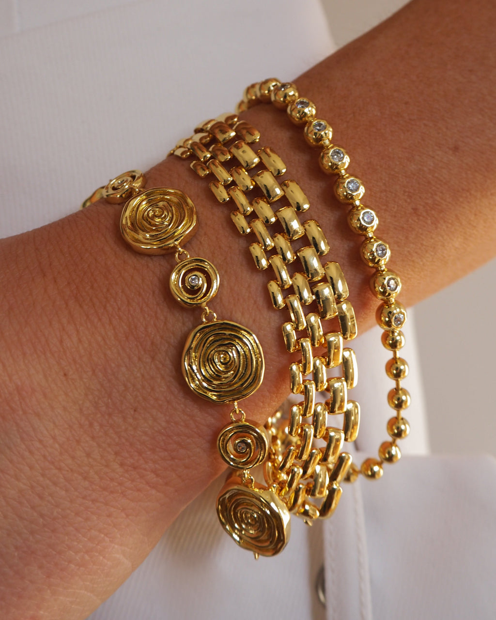 Celine Chain Link Bracelet - Gold — alternate view