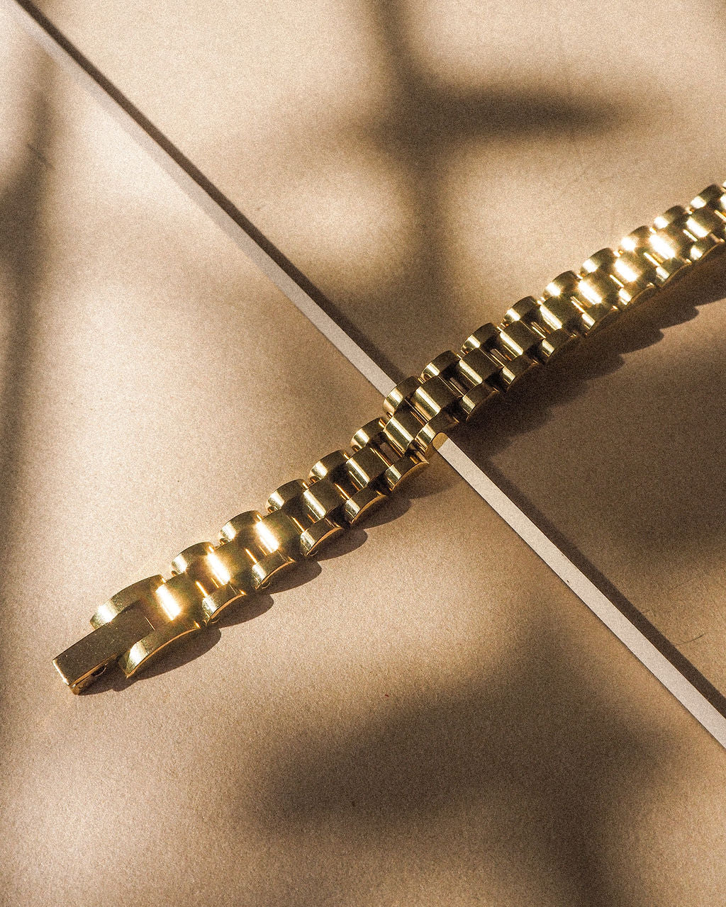 Timepiece Bracelet - Gold — detail view 3