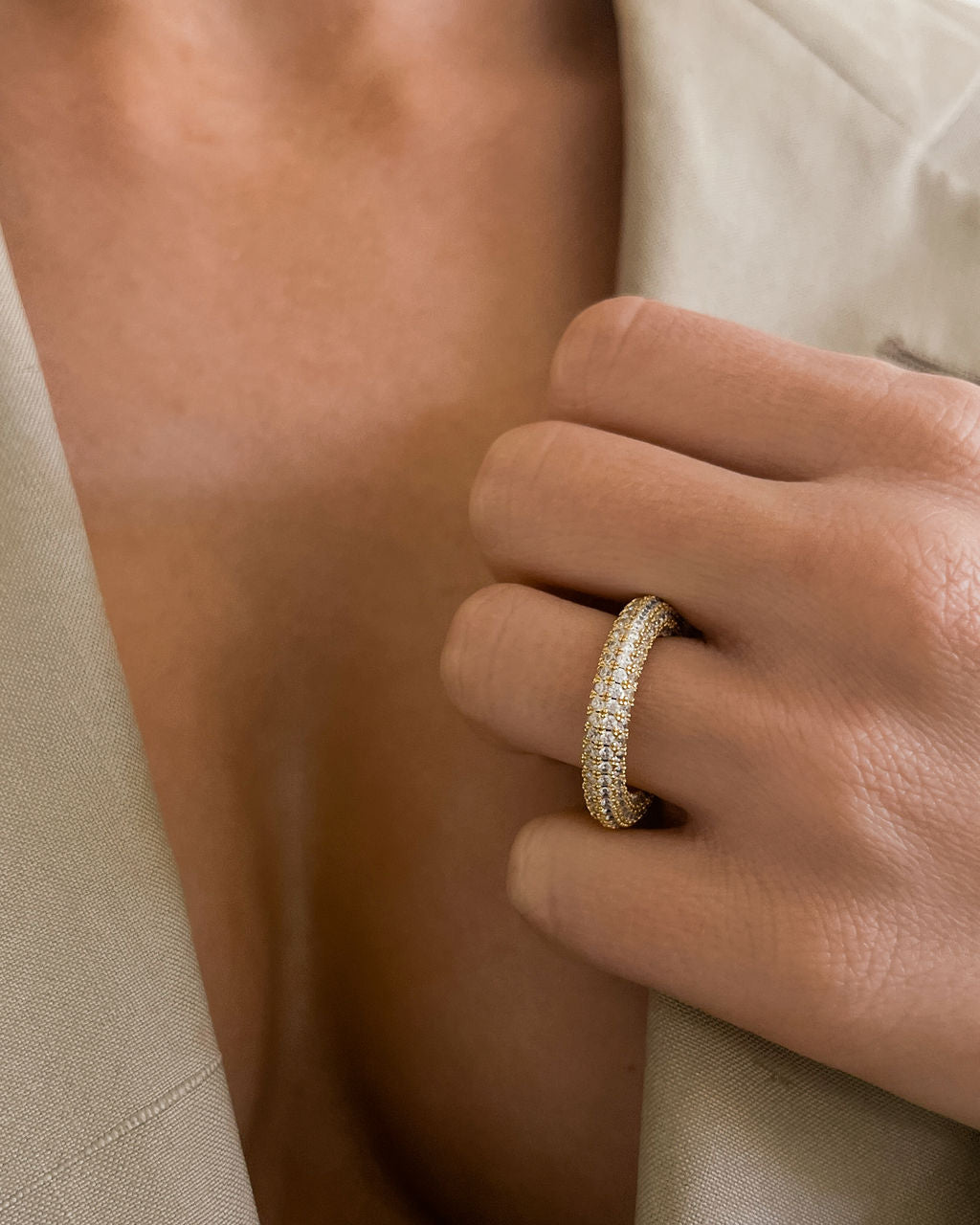 Pavé Amalfi Ring - Gold — detail view
