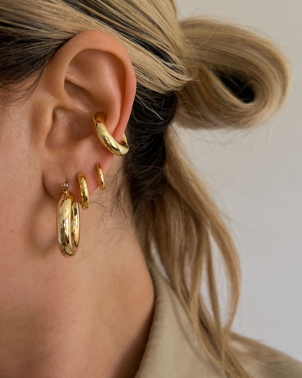 Amalfi Ear Cuff - Gold - Earrings — another angle