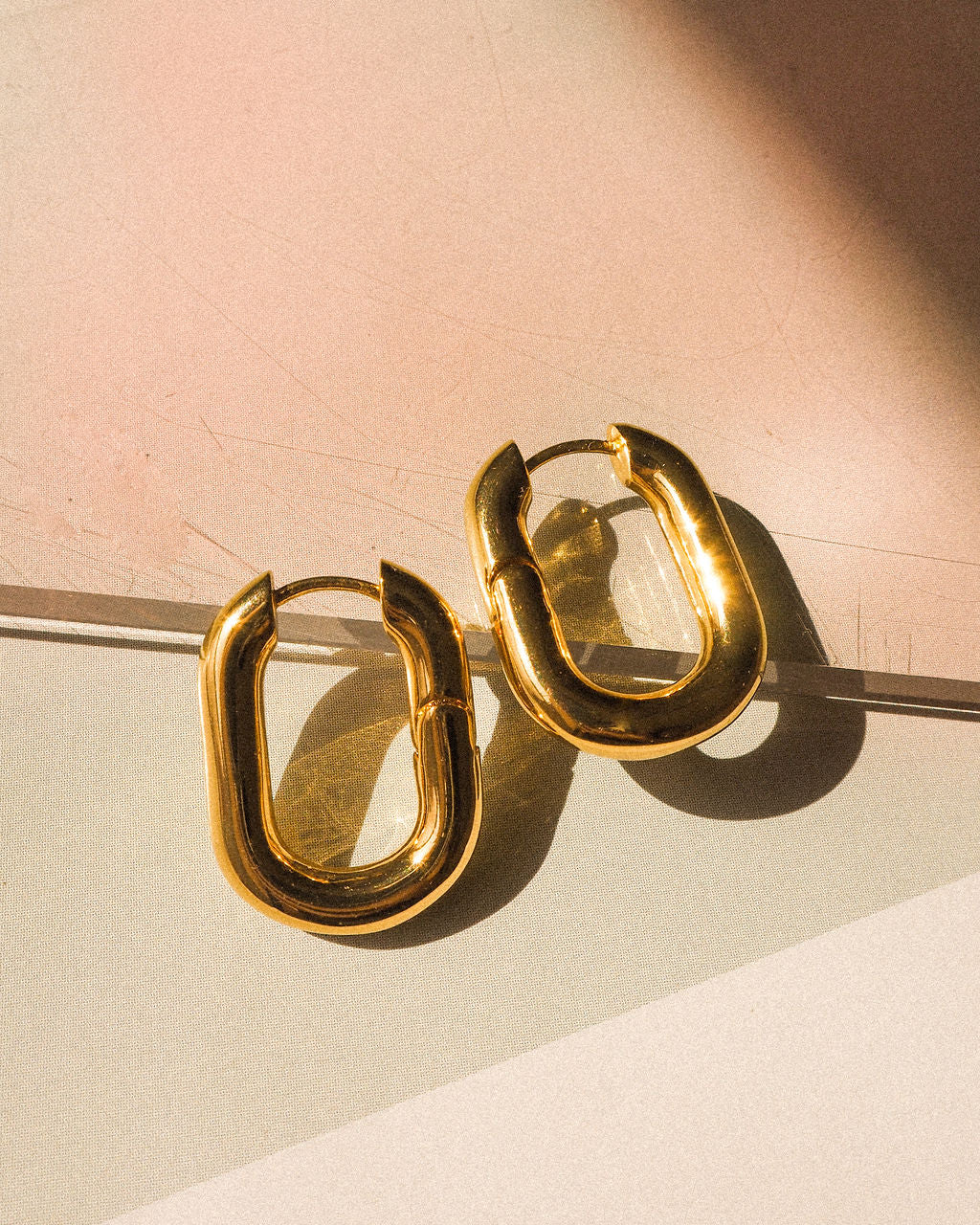 XL Chain Link Hoops - Gold — alternate view