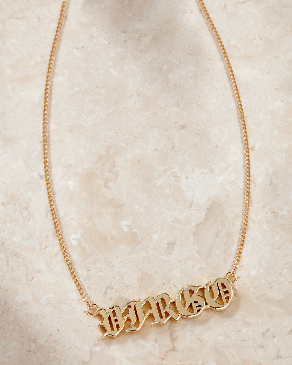 Nameplate Necklace [Old English]