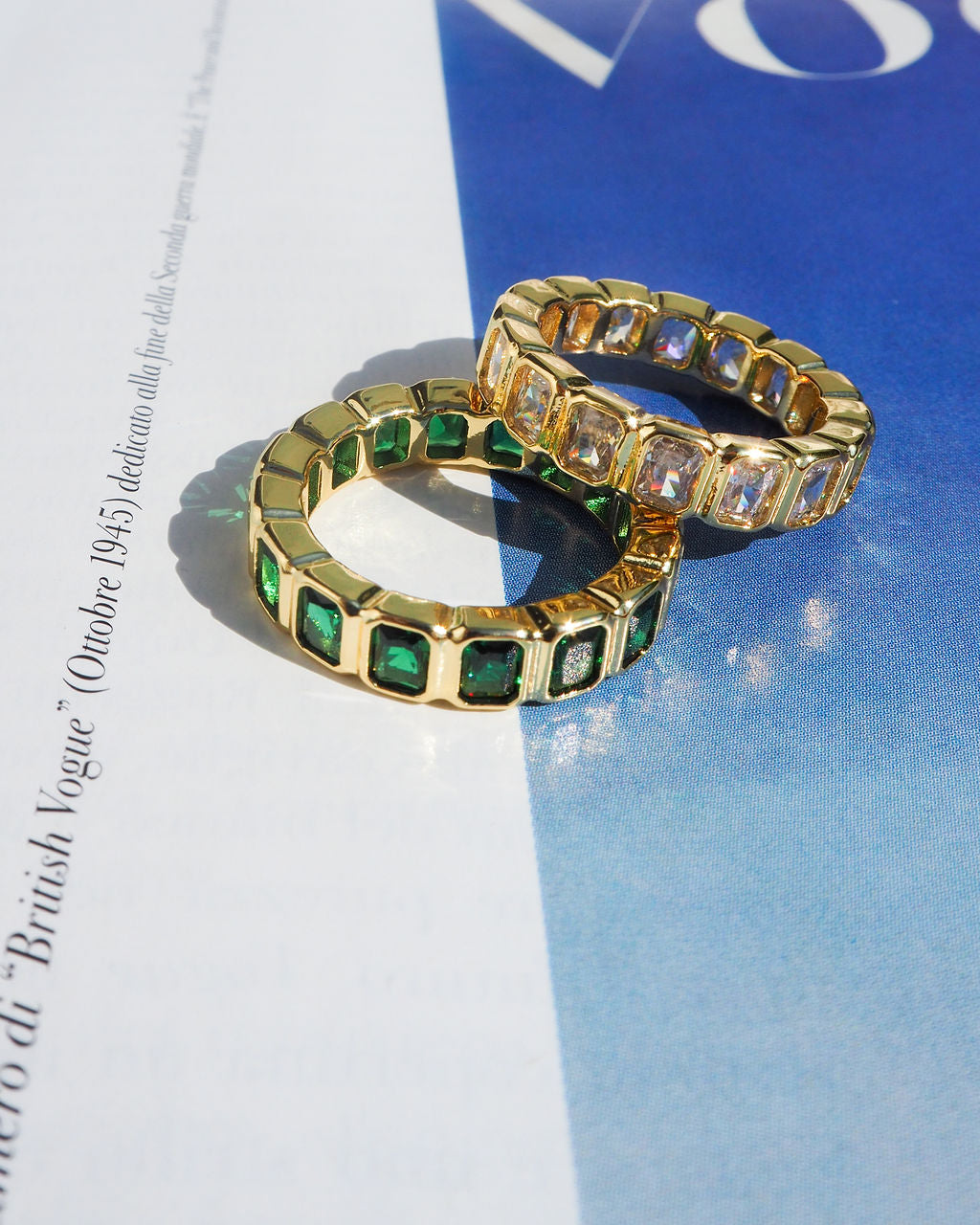 Bezel Emerald Ballier Ring- Clear - Gold — another angle