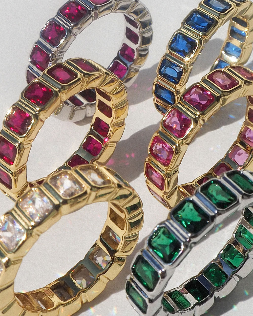 Bezel Emerald Ballier Ring- Clear - Gold — alternate angle