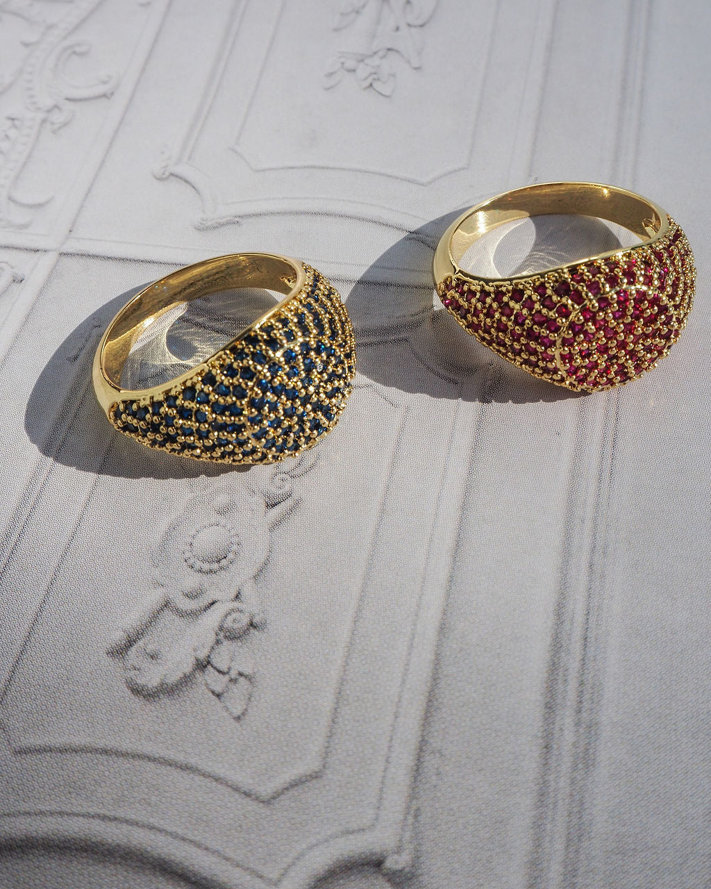 Pavé Signet Ring - Blue Sapphire - Gold — another angle