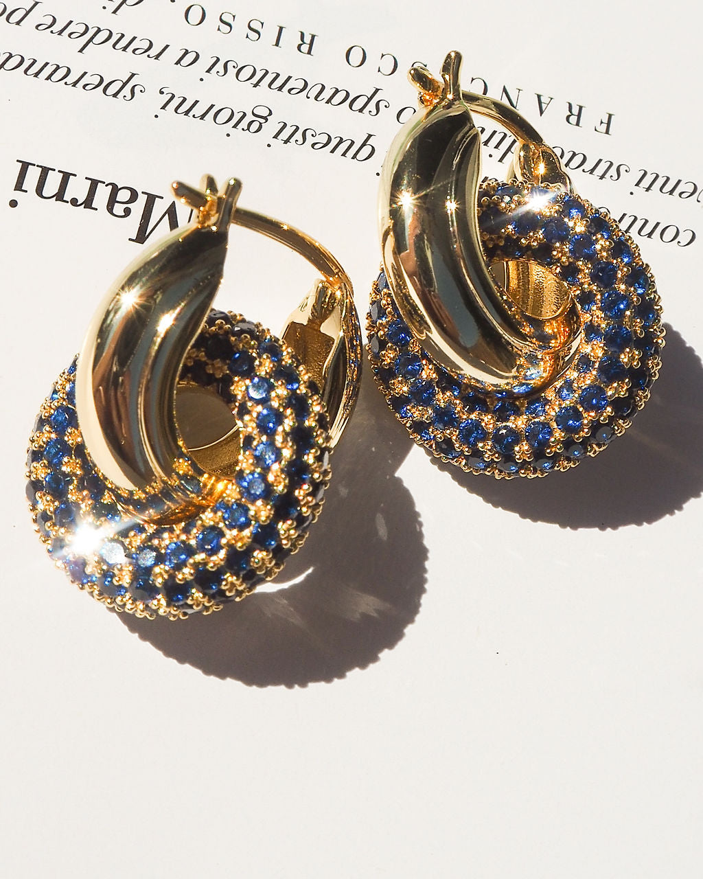 Pavé Interlock Hoops - Blue Sapphire - Gold — detail view