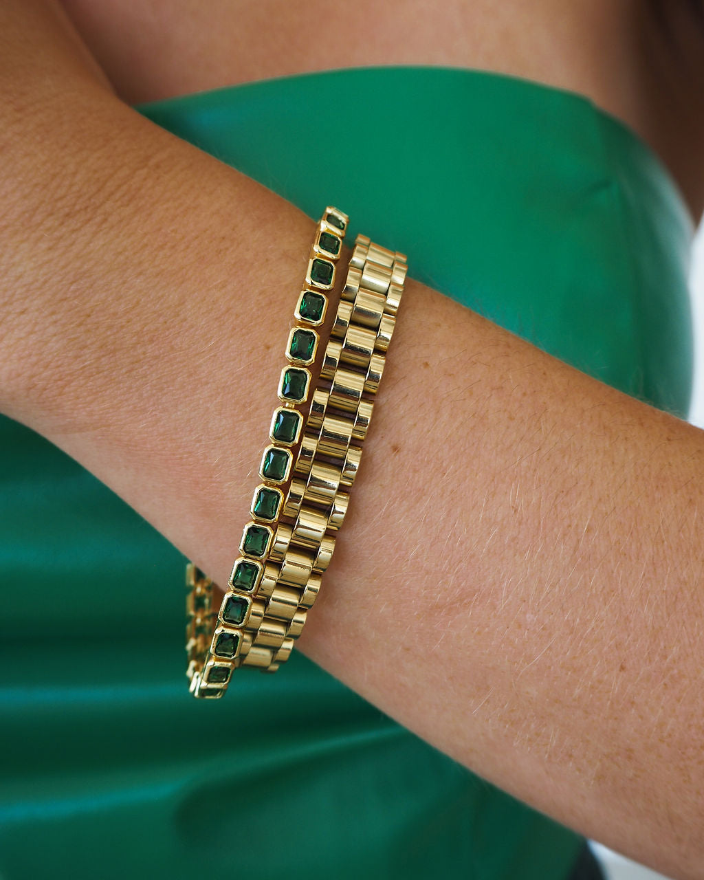Bezel Emerald Ballier Bracelet - Emerald Green - Gold — detail view