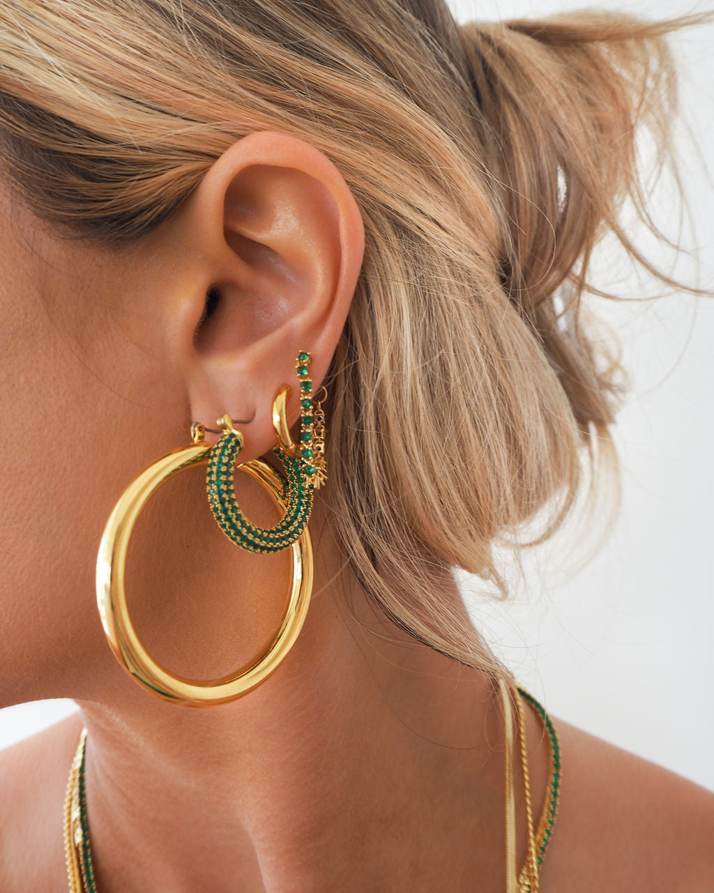 Ballier Chain Studs - Emerald Green - Gold — another angle