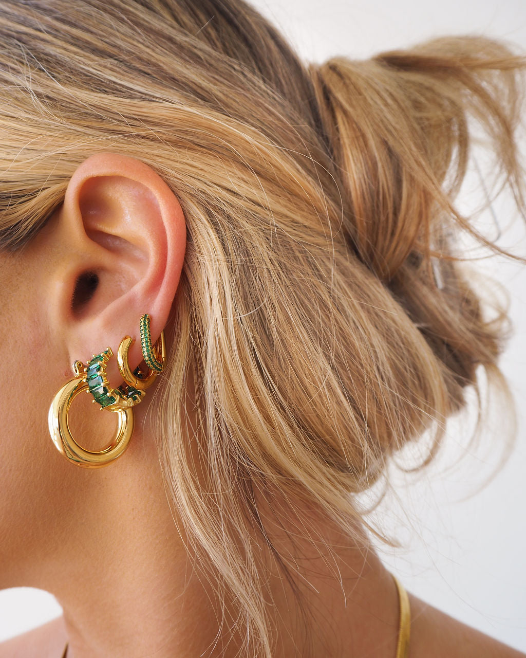 Pavé Chain Link Huggies - Emerald Green - Gold — another angle