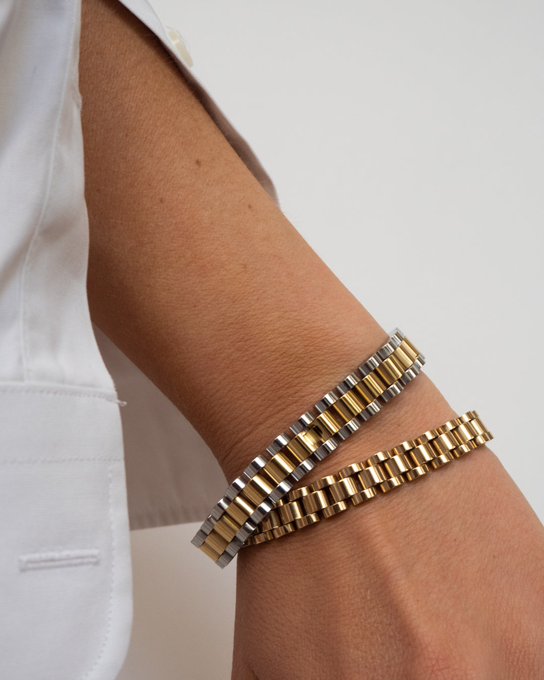 Timepiece Bracelet - Gold — detail view 2