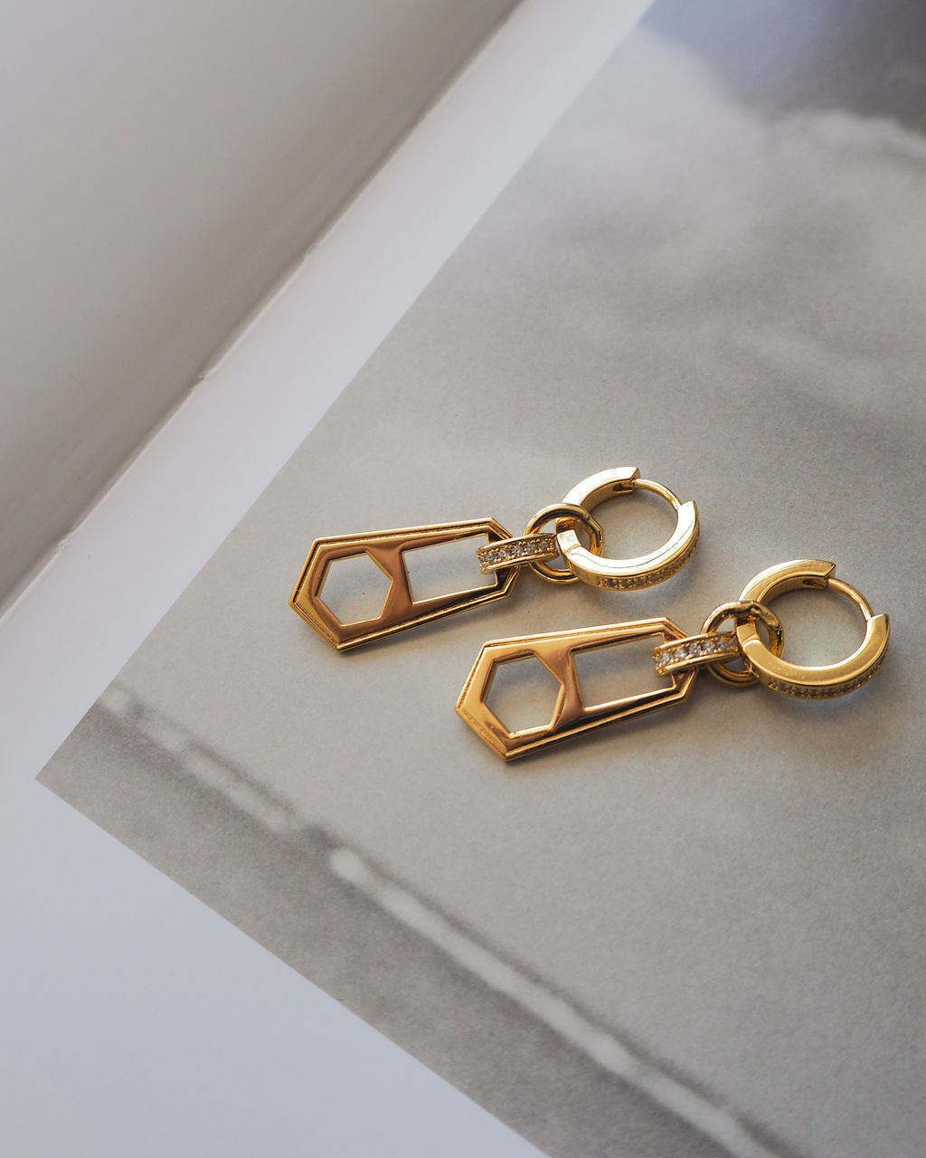 Zipper Hoops - Gold — another angle