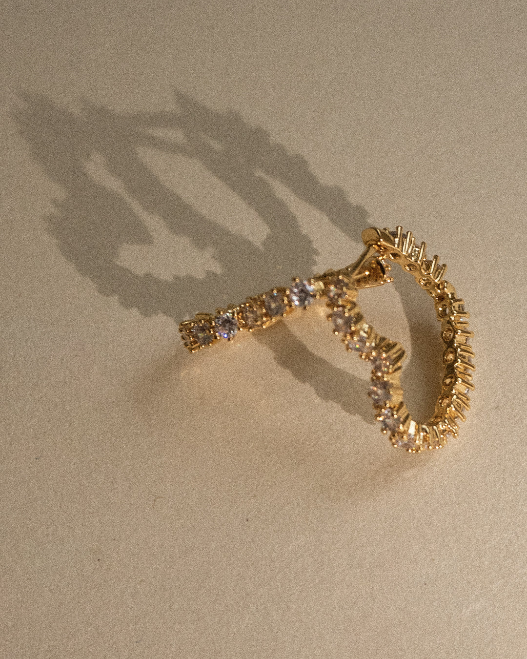 Diamond Heart Bijoux Hoops - Gold — alternate angle
