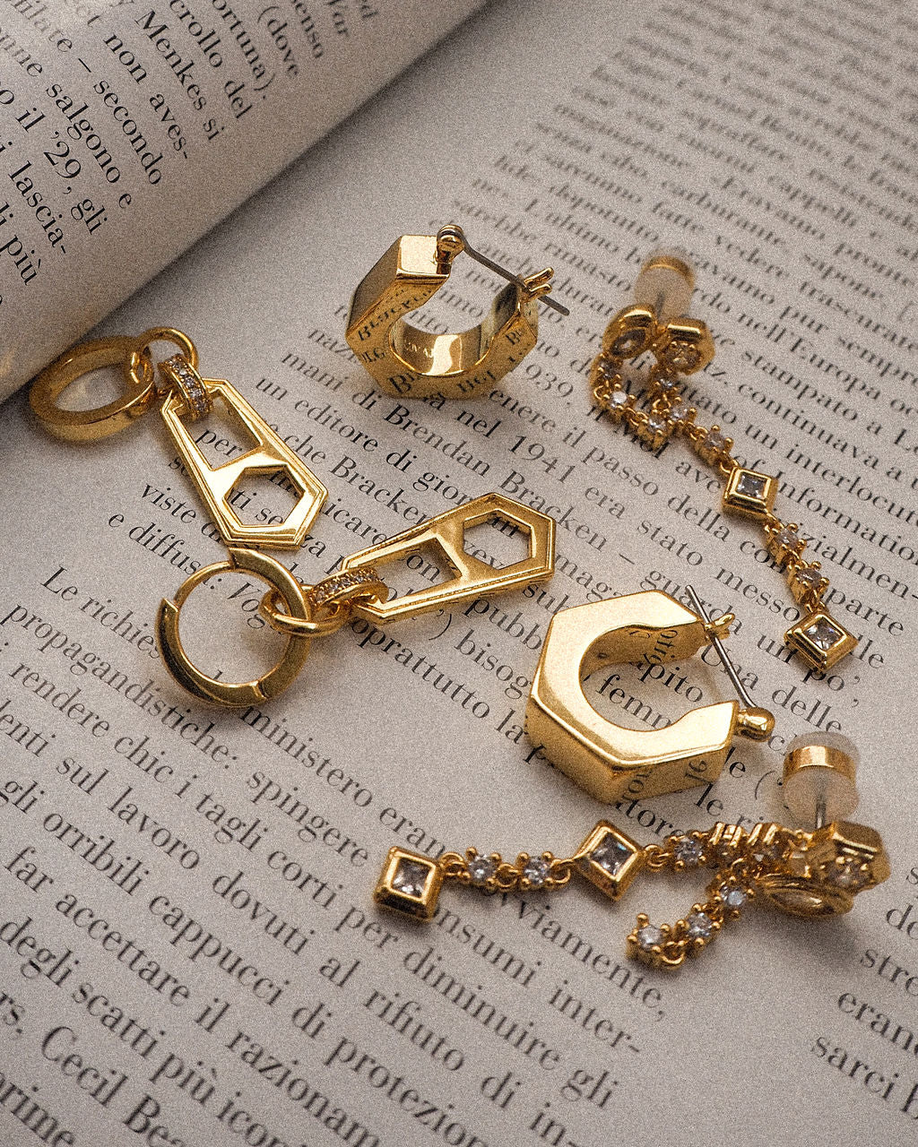 Zipper Hoops - Gold — alternate angle