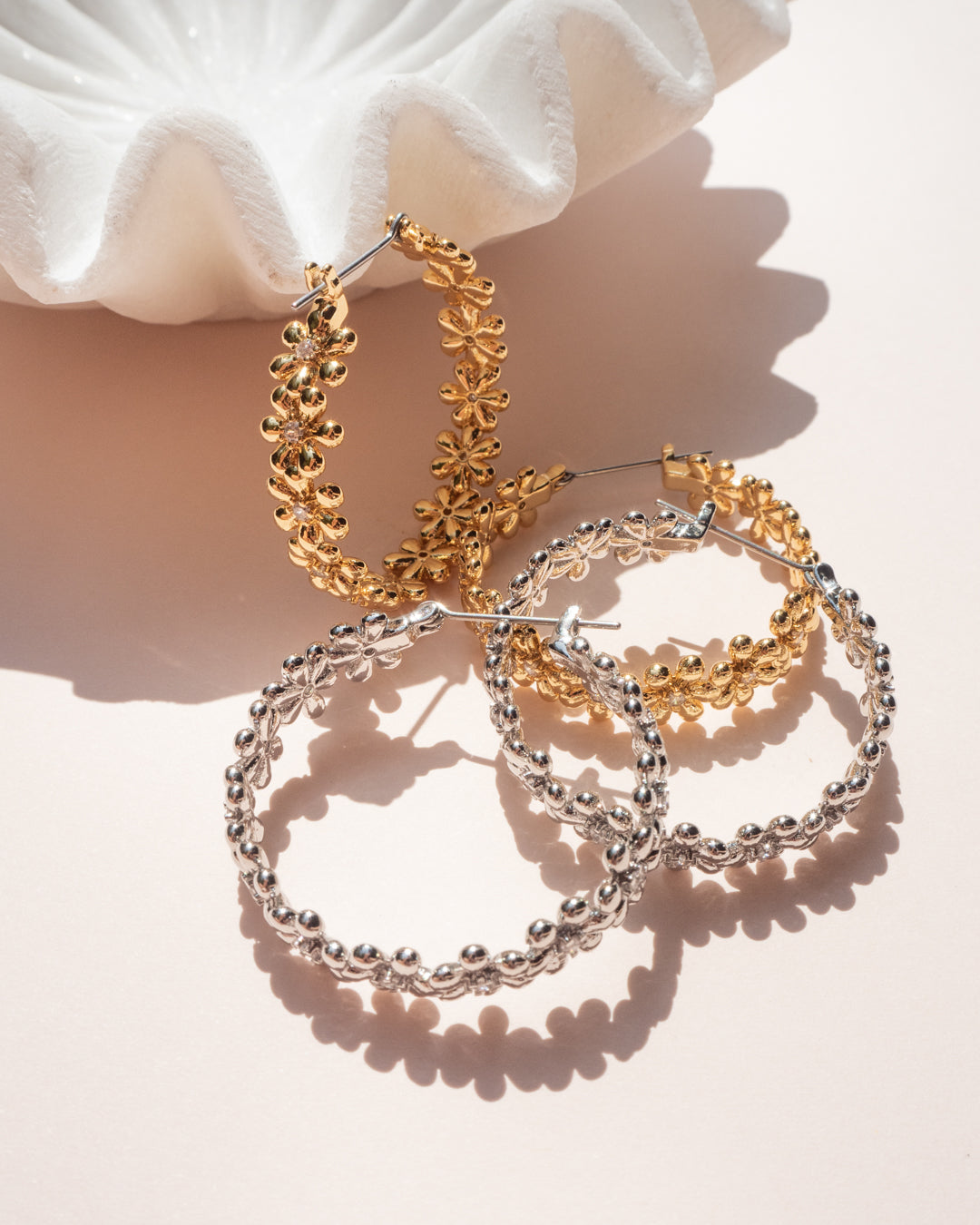 Daisy Chain Hoops - Silver — alternate view