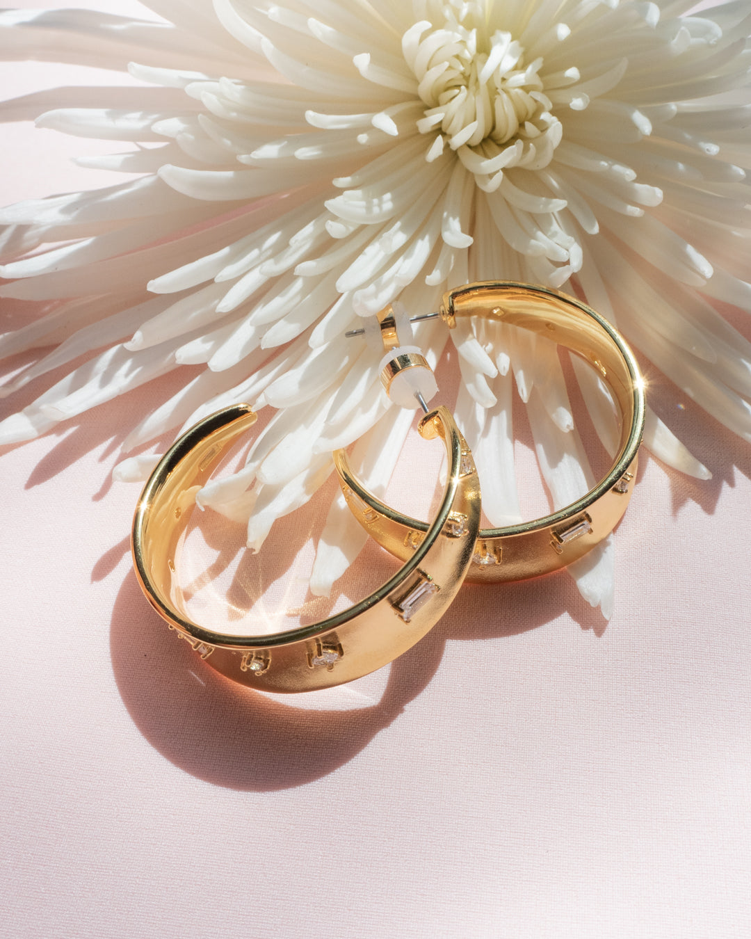 Mixte Statement Hoops - Silver — another angle