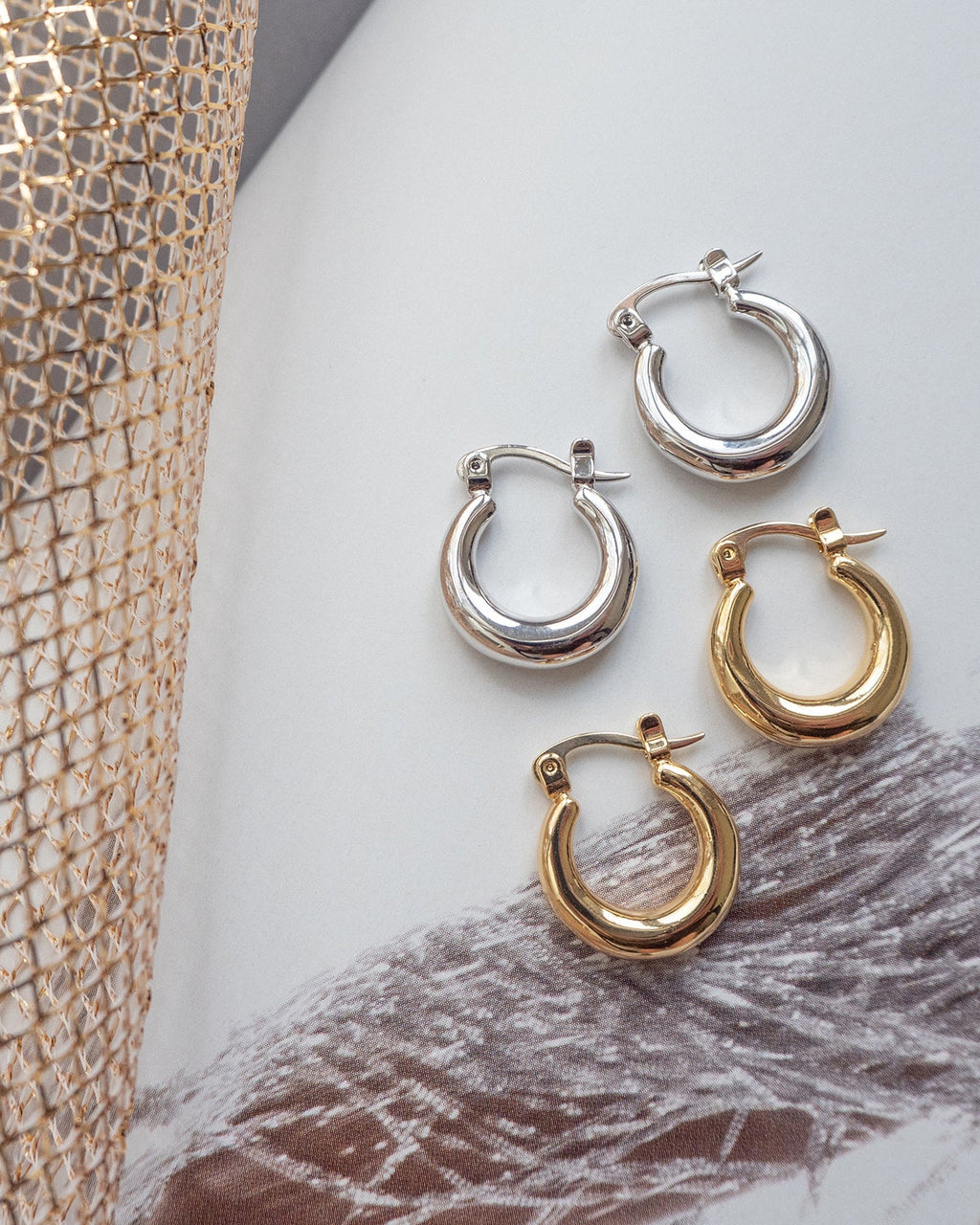 Mini Martina Hoops - Gold — detail view