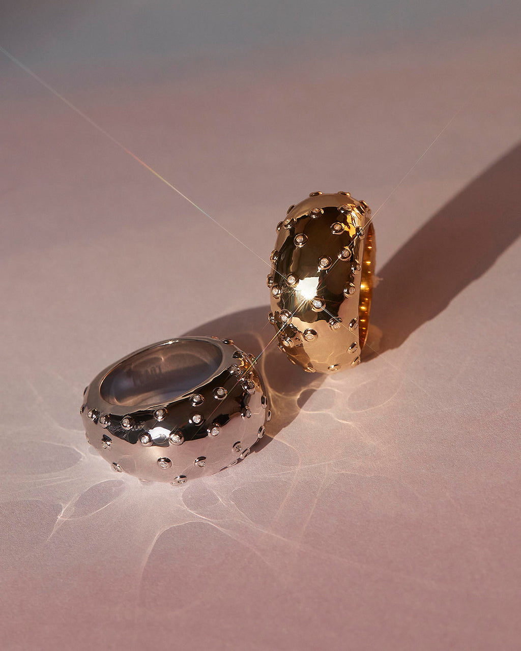 Pavé Molten RIng in Gold — detail view