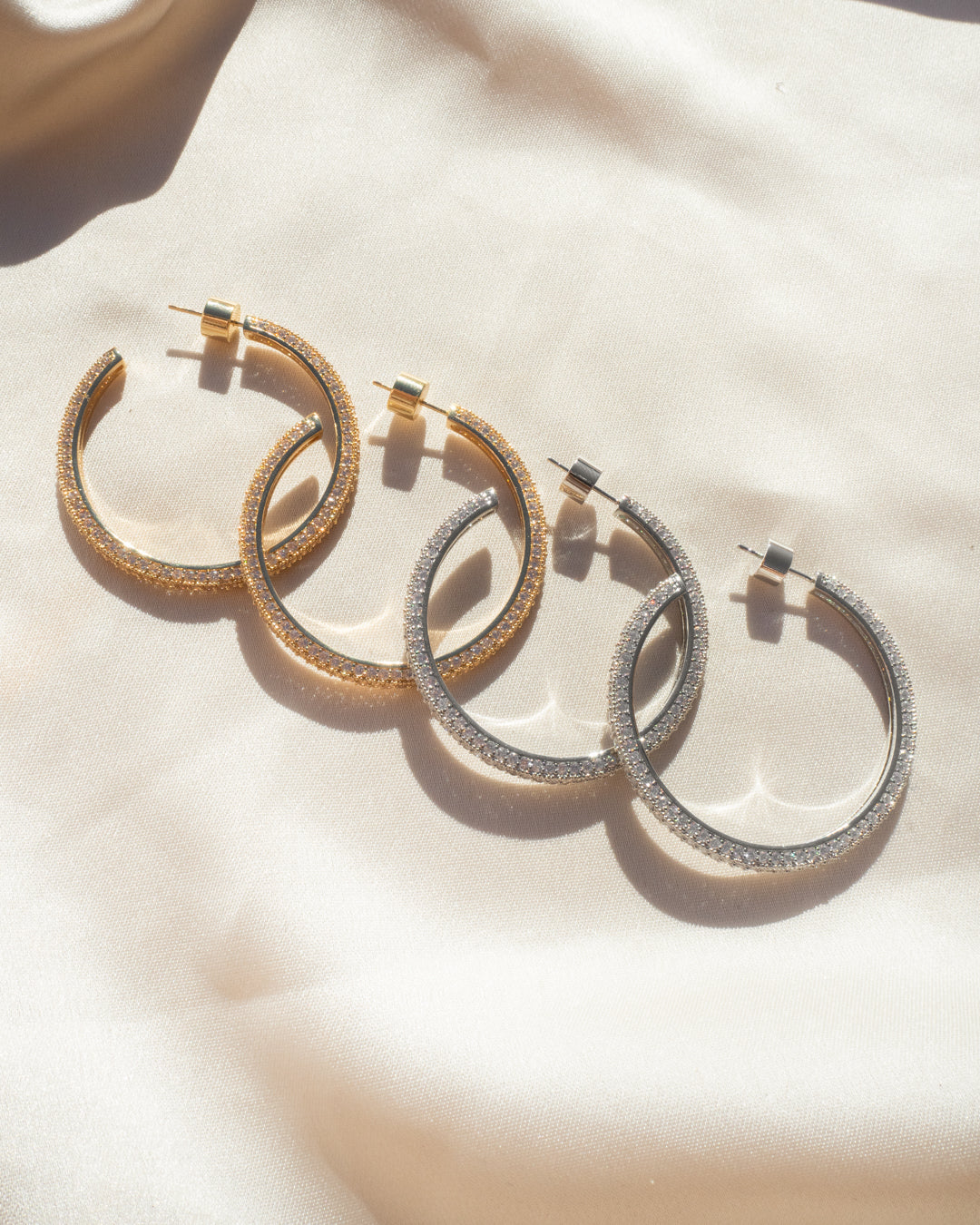 Pavé Josephine Hoops - Gold — alternate view 2