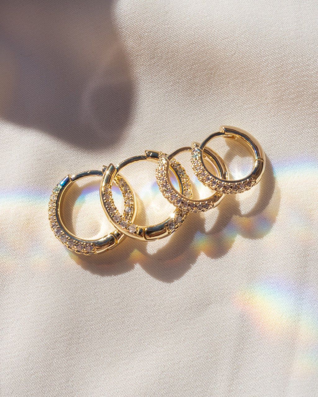 Pavé Amelie Hoops - Gold — alternate view 2