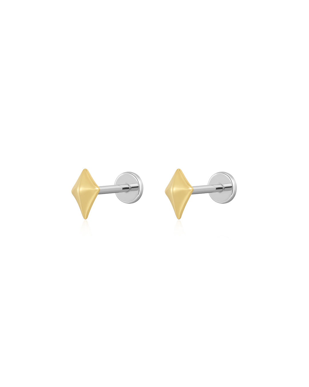Pyramid Star Studs in Gold - Earrings