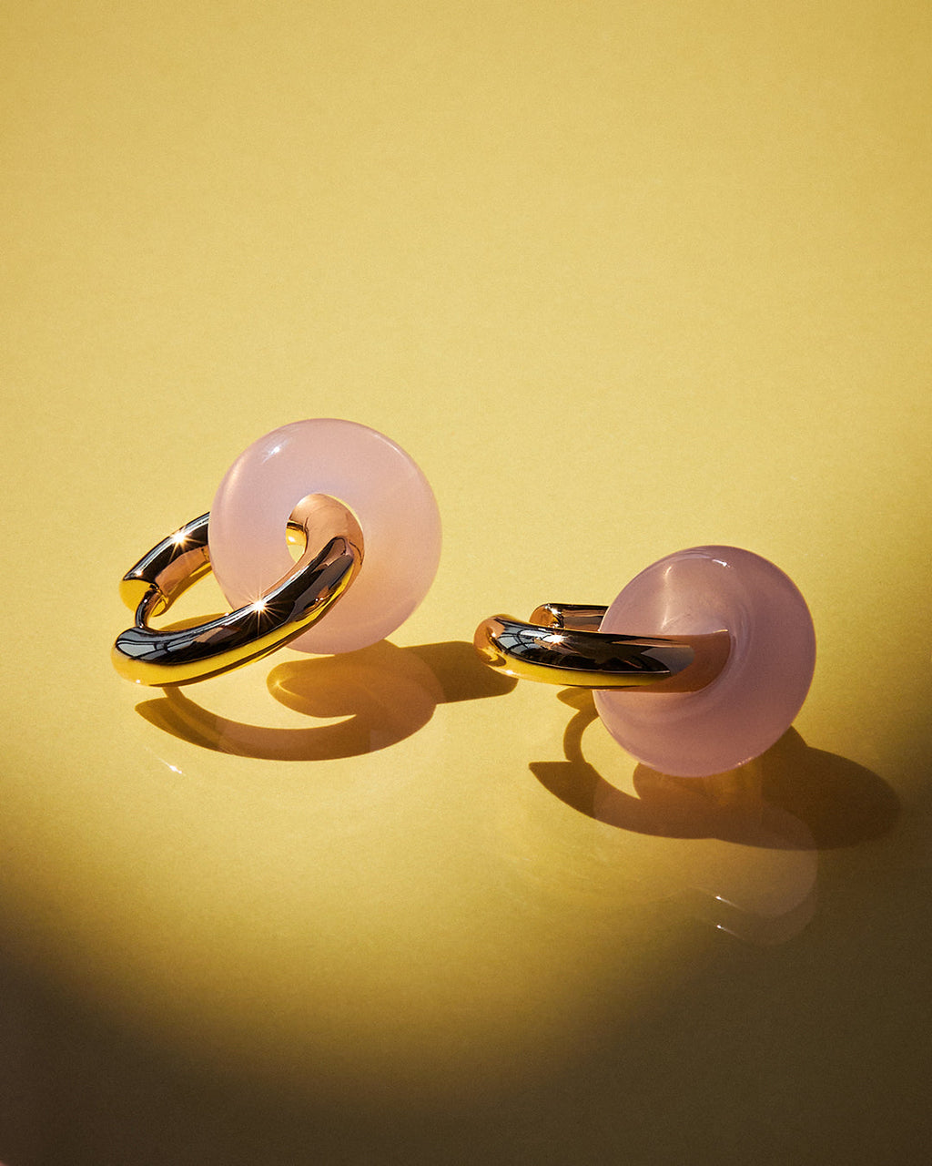 Rio Washer Hoops - Gold — detail view