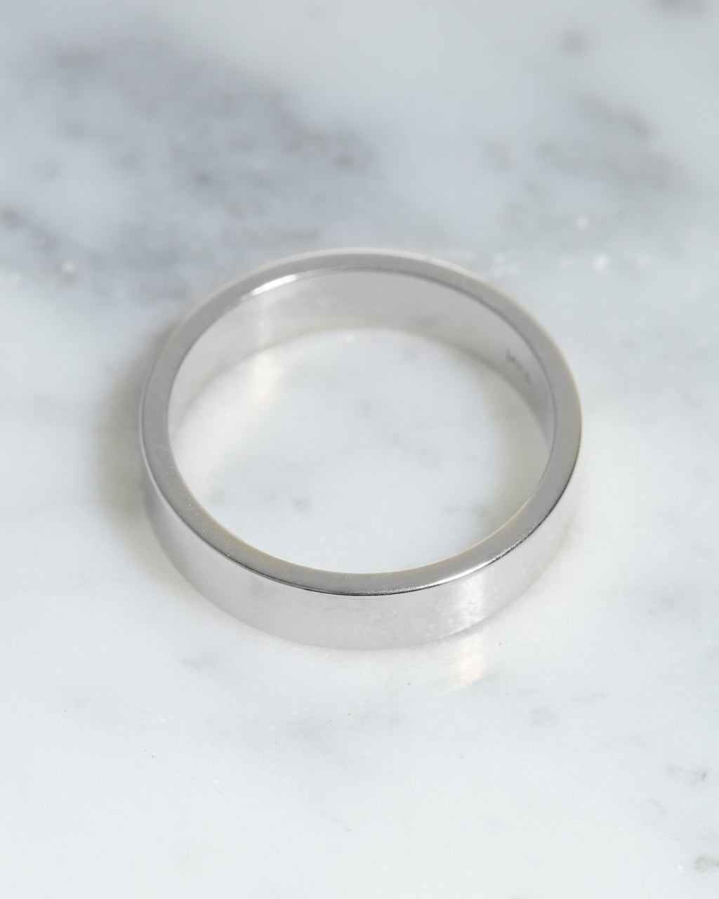 Classique Cigar Band- 4mm in Gold - Rings — alternate view 2