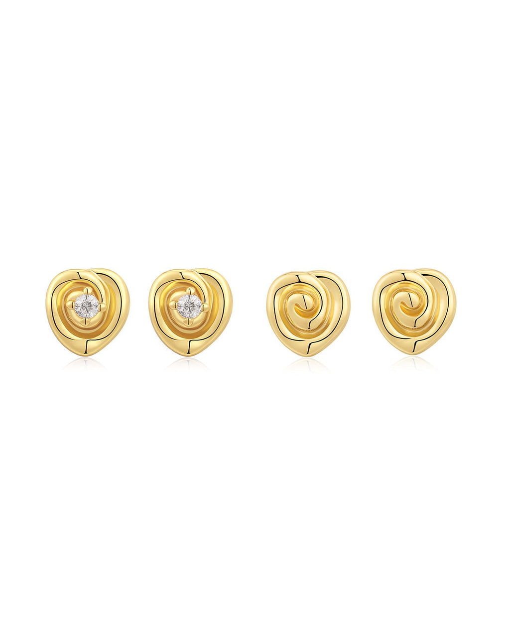Coquille Studs Set in Gold - Earrings