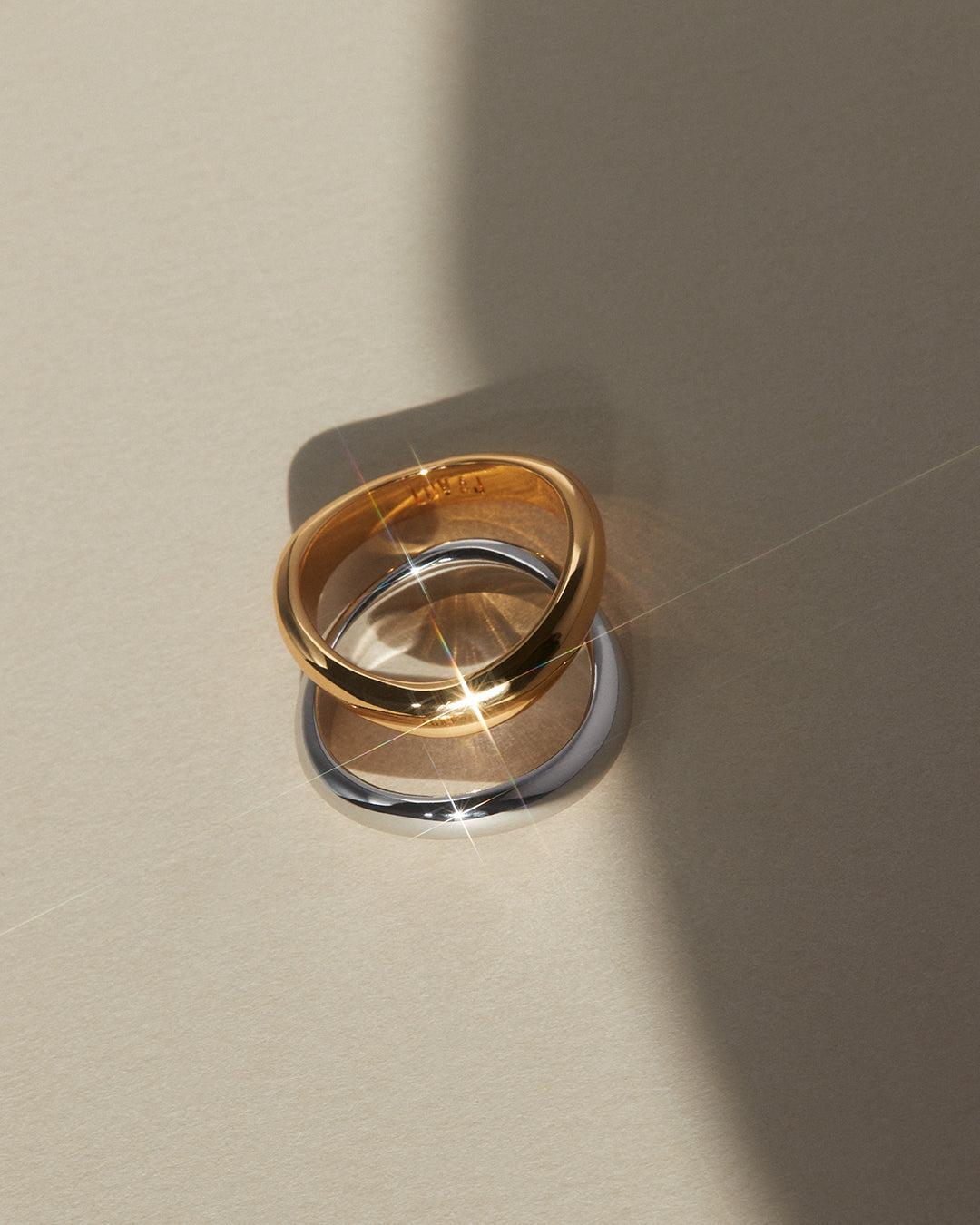 Two-Tone Wave Ring Set — another angle